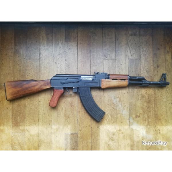 R�plique D�corative AK 47