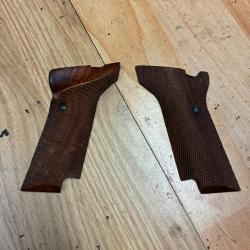 Plaquettes High Standard pour modele Victor