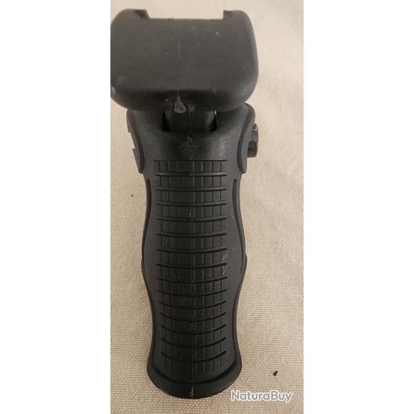 Crosse Cobra Fab d�fense + poign�e avantpour pistolet. GLOCK 17 et 19