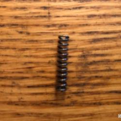 Pistolet &agrave; plombs Diana P5 Magnum: Ressort de bras de d&eacute;tente