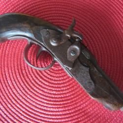 Pistolet &agrave; percussion, reproduction ancienne