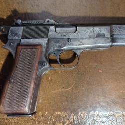 Browning GP35 FN Herstal 1943 - Prise de Guerre Authentique - WaA140 - Monomatricule + 2 Chargeurs