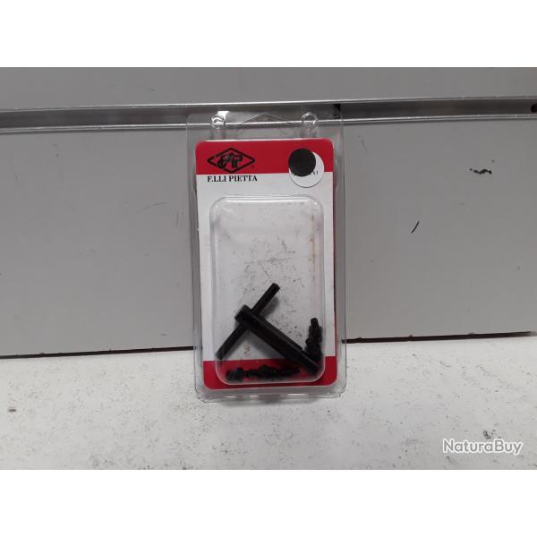 Cle a cheminee Pietta