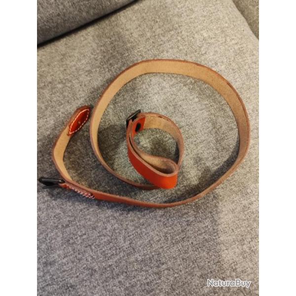 SANGLE CUIR POUR "VZ-24"