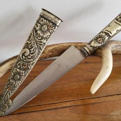 GRAND COUTEAU DE GAUCHO  ARGENTIN " JU-CA ".