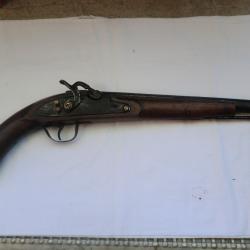 grand pistolet a poudre a d&eacute;finir