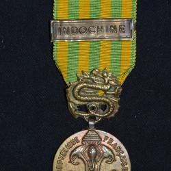 MEDAILLE EXTREME ORIENT AGRAFE INDOCHINE DE FABRICATION LOCALE-GUERRE D'INDOCHINE 1945/1954