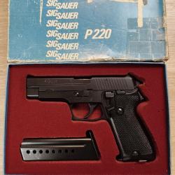 Pistolet SIG SAUER P220 - Cal .38 Super - Second chargeur + Boite origine (Occasion)