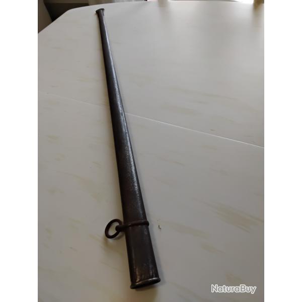 Fourreau de sabre  droit � un anneau de b�liere