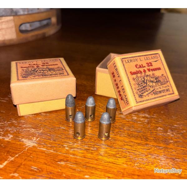 2 bo�tes de munitions CAL 32 S&W (Reproduction) Avec 5 cartouches de 32 S&W Short neutralis�es