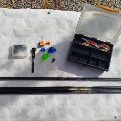 Lot fl&egrave;ches et accessoires tir &agrave; l'arc