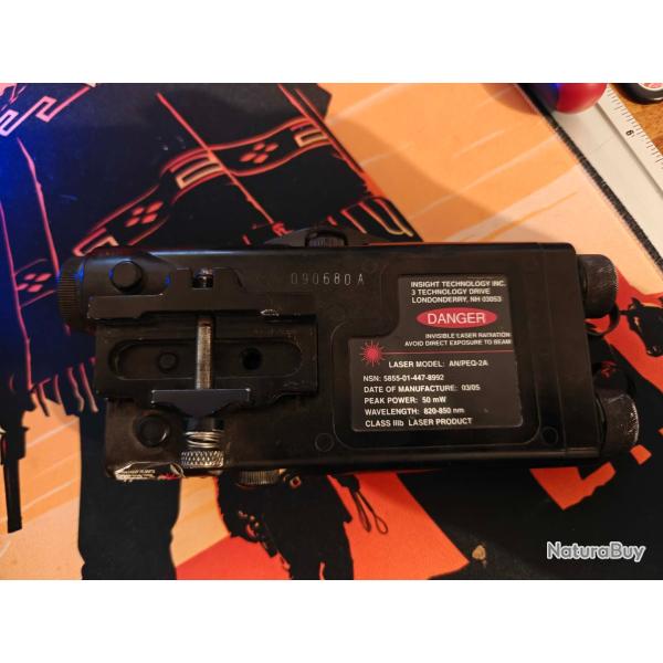 Laser et illuminateur infrarouges pleine puissance Insight PEQ-2A
