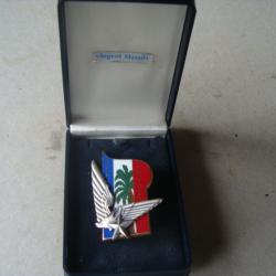 INSIGNE 1&deg;RHC  DAGUET  ARGENT MASSIF