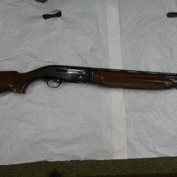 fusil semi auto Beretta A 303 cal 12/70
