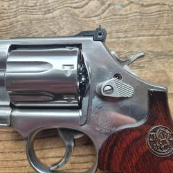 Revolver Smith & Wesson 686 de luxe 6"