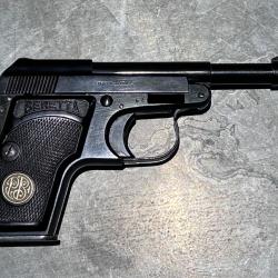 BERETTA 950 22 Short - 2 Chargeurs et Etui cuir.