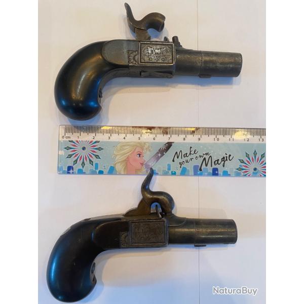Paire de pistolet de poche