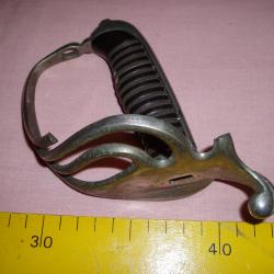 POIGNEE de sabre MODELE 1882 FRANCAIS WW1 .14/ 18 a RESTAURER ou pour PIECES