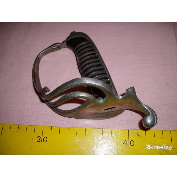 POIGNEE de sabre MODELE 1882 FRANCAIS WW1 .14/ 18 a RESTAURER ou pour PIECES