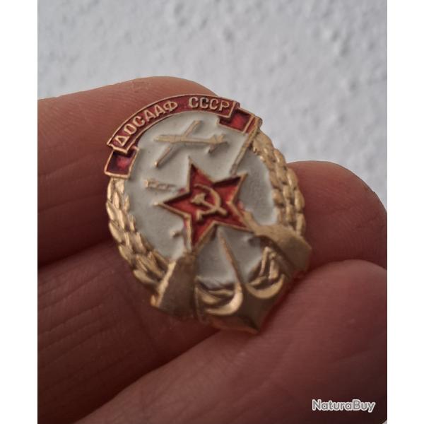 PIN'S INSIGNE DOSAAF URSS "ASSISTANCE BENEVOLE � L'ARM�E, L'AVIATION ET LA FLOTTE"