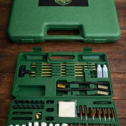 Kit de nettoyage multi-calibres -58 pi&egrave;ces - Vert. Produit neuf, livr&eacute; dans son emballage d'origine.