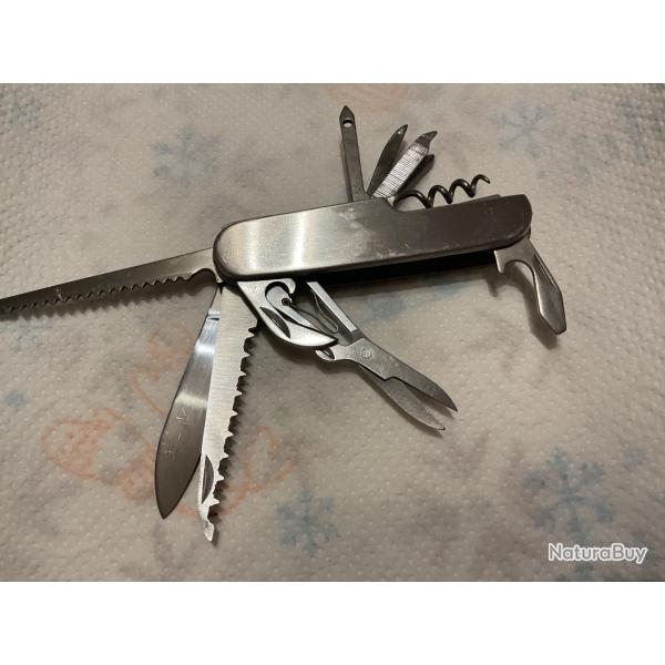 COUTEAUX MULTIFONCTIONS