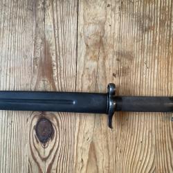 Ba&iuml;onnette suedoise M96