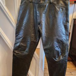 pantalon de chasse cuir