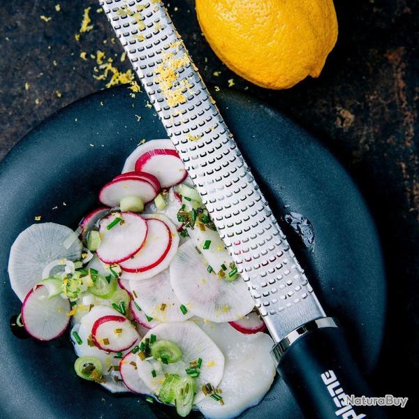 rape zesteur noire , microplane