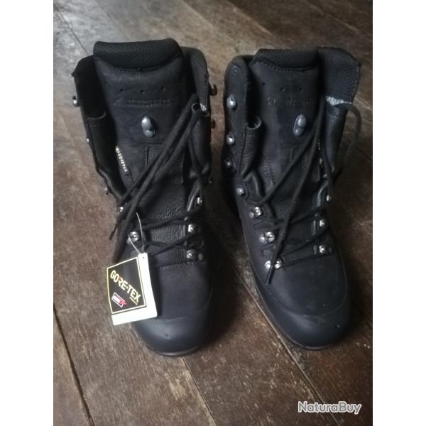Chaussures haix montagne