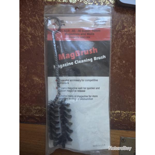 brosse pour nettoyage de magazine