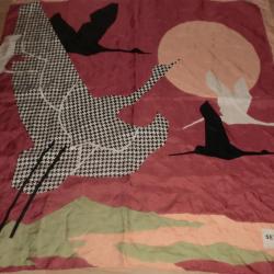 carr&eacute; foulard vintage 100% soie serge lepage paris  73 X 71 cm