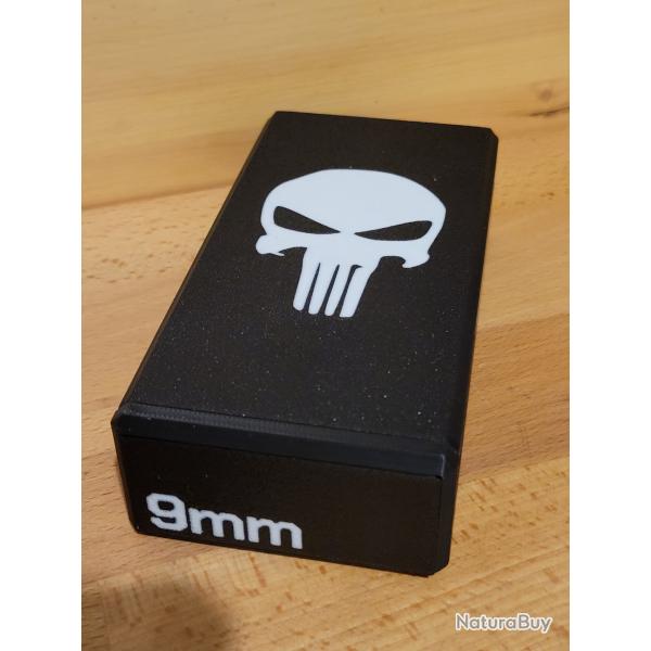 Boite � munitions 9mm noire motif Punisher blanc