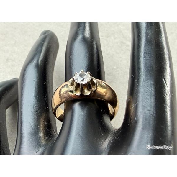 Bague or 18 carats de type solitaire - taille 55