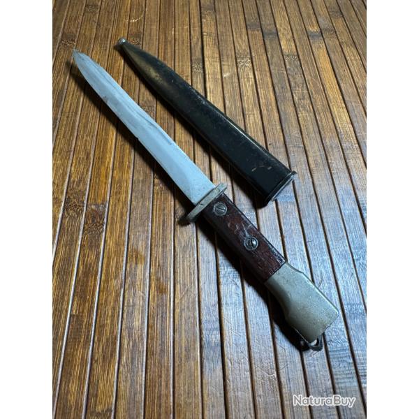 BA�ONNETTE BELGE FN FAL 1954 TYPE A UNE DE 2000 POUR LE CANADA