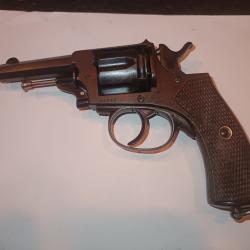 Revolver Le Municipal