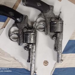 Revolver 1973 lot de 2