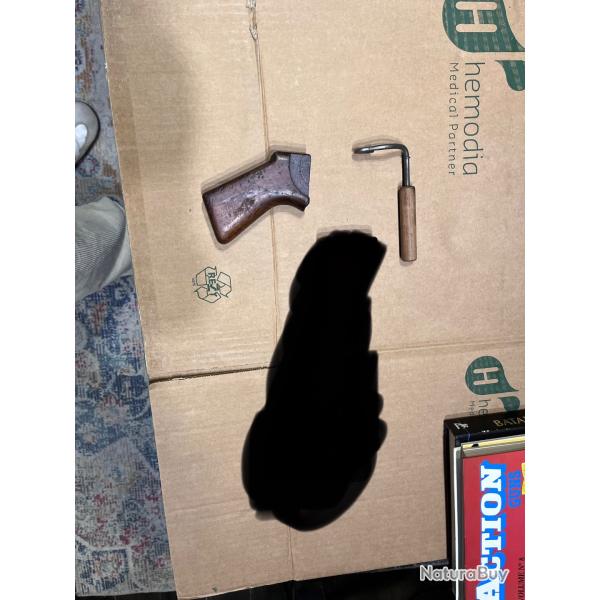 Rare ensemble poign�e et poign�e transport bois pour l1a1