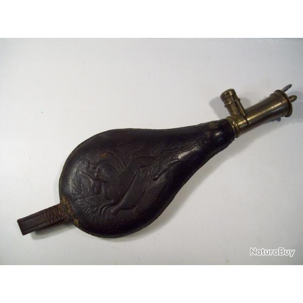poire a plomb en cuir rigide d�cors li�vre faisan perdrix ancien ann�e 1900