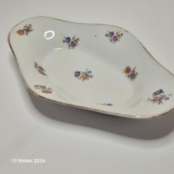 Vide poche, petit plat ovale en porcelaine blanche