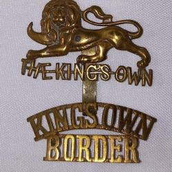 Cap badge insigne de casquette Anglais The King's OWN Border WW1