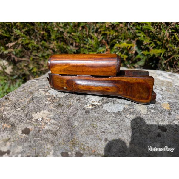 Vend garde main bois pour AK et AKM 1