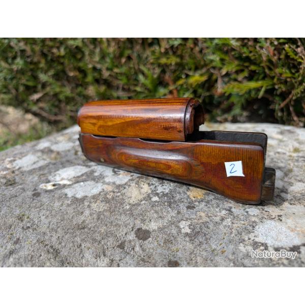 Vend garde main bois pour AK et AKM 2