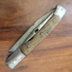 Couteau ancien v&eacute;ritable Brossard Cuill&egrave;re 2 pieces.