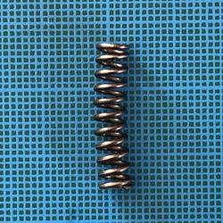 Diana 5: ressort de bras de d&eacute;tente d'origine