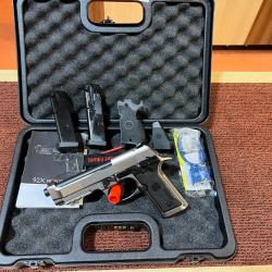 PISTOLET BERETTA 92X PERFORMANCE CAL.9X19 - MALLETTE COMPLETE - COMME NEUF !