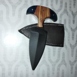 Push dagger