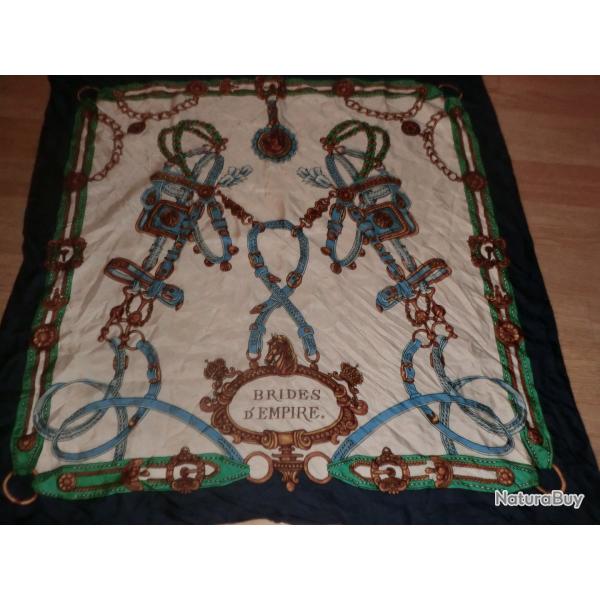 carr� foulard vintage 100% soie bride d'empire militaire  77 X 77 cm