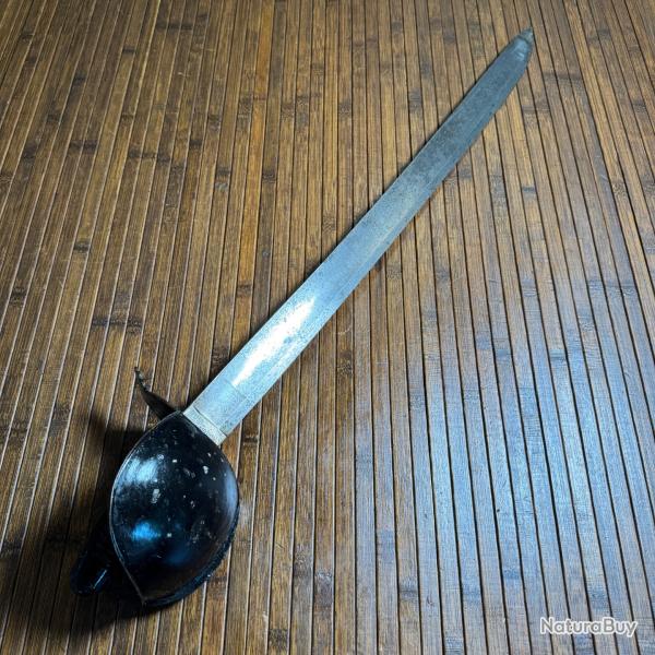 BEAU ET PAS COURANT SABRE 1847 D'ABORDAGE DE MARINE DU ROYAUME DE PI�MONT SARDAIGNE