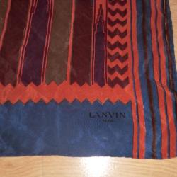 carr&eacute; foulard vintage  soie lanvin paris 62 X 62 cm